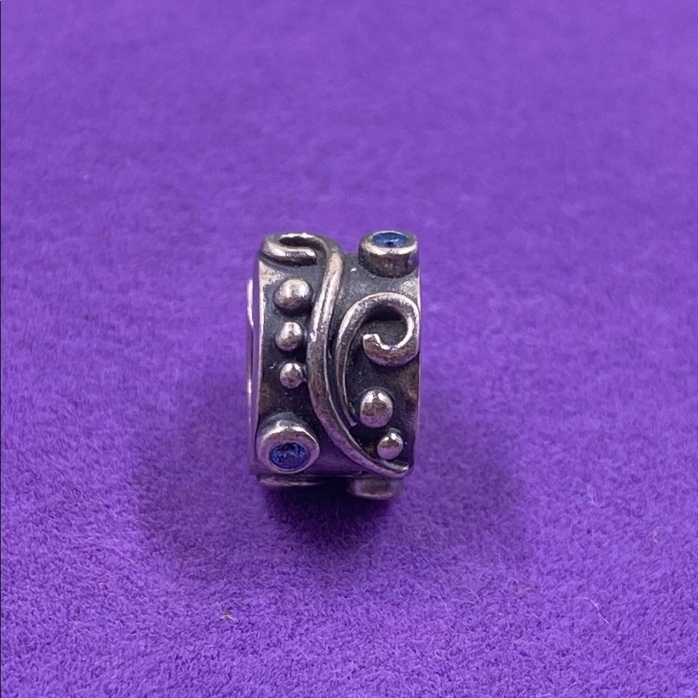 💛 Retired Sterling Silver Pandora Tendril Blue CZ Charm Clip
